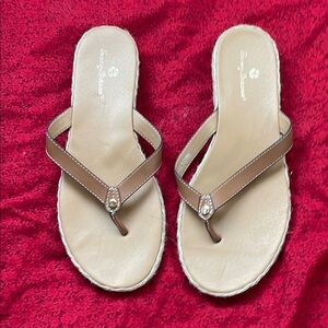 Tommy Bahama Tan Sandals‎